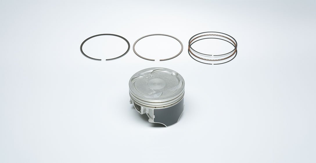 suzuki-v-strom650xt-PISTOES